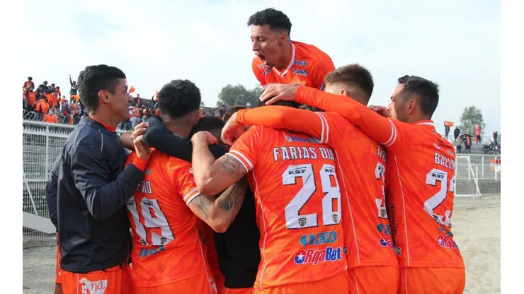 Cobreloa venció en la agonía a Barnechea
