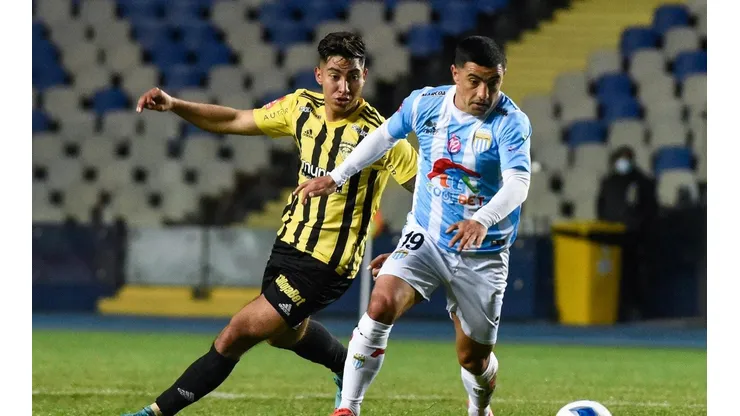 Magallanes perdió los tres puntos en el final ante el Vial