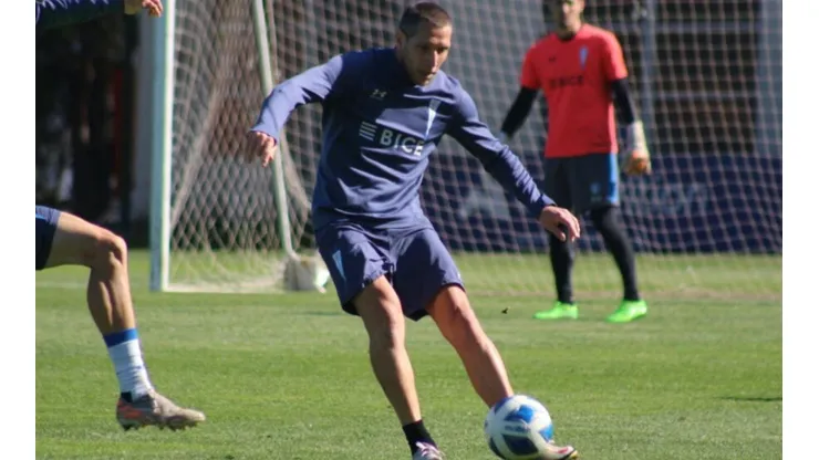 Aued sigue sumando minutos en la UC.