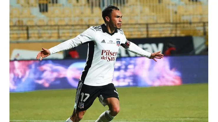 Gabriel Suazo le dio un giro a su carrera deportiva y pasó de ser el más pifiado al más amado de Colo Colo con la jineta de capitán