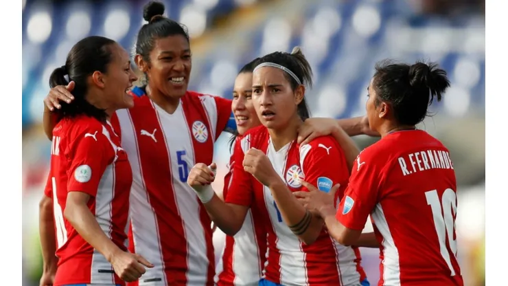 ¡Bombazo en el fútbol femenino! Universidad de Chile le gana seleccionada paraguaya a Colo Colo