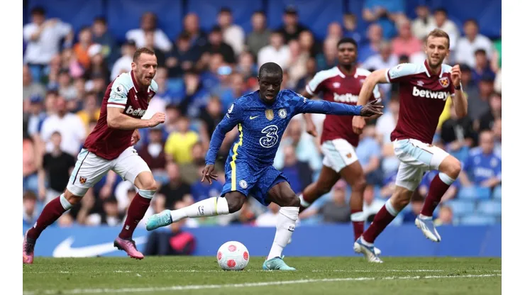 Chelsea y West Ham necesitan con urgencia un triunfo en Stamford Bridge.