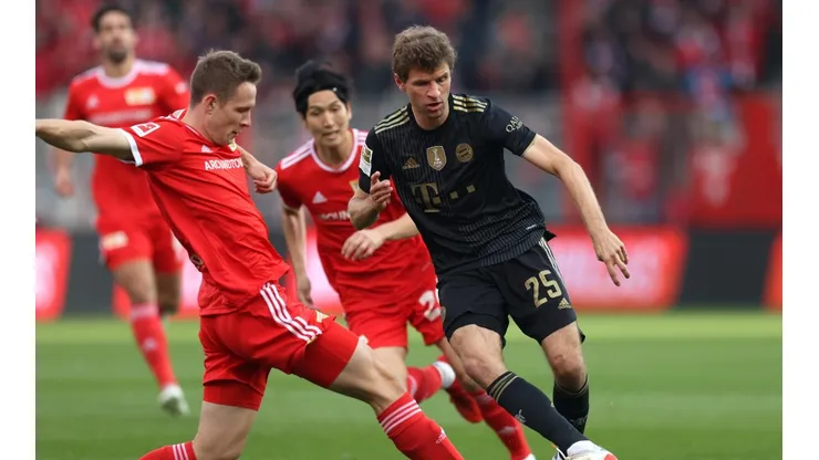 Bayern Múnich y Unión Berlín se enfrentan por la punta de la Bundesliga.