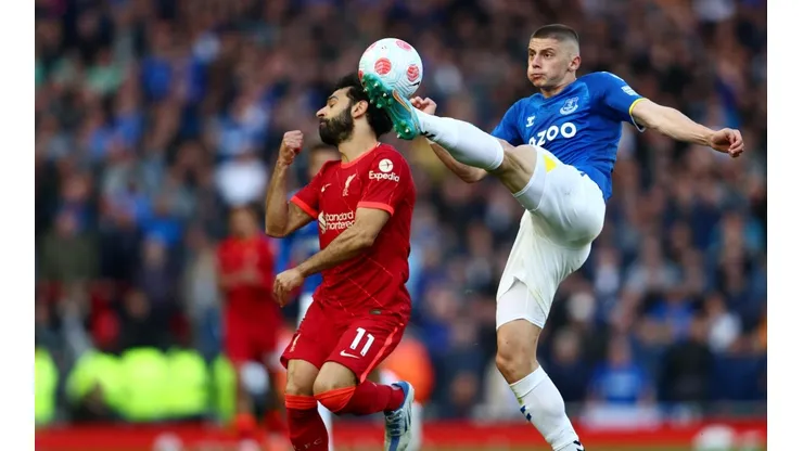 Everton y Liverpool se enfrentan en Goodison Park.