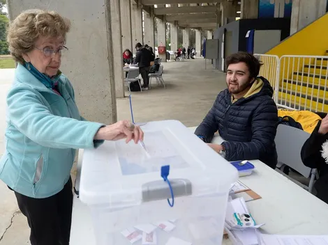 ¿Cuál es el horario límite para votar el día del Plebiscito?