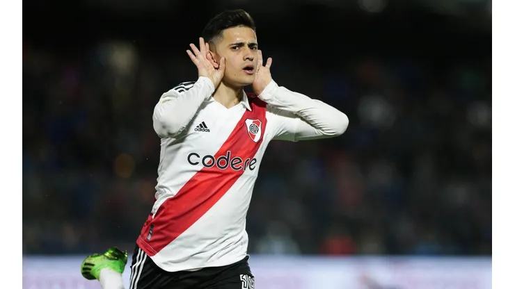 El Pibe tiene a la prensa trasandina rendida a sus pies.