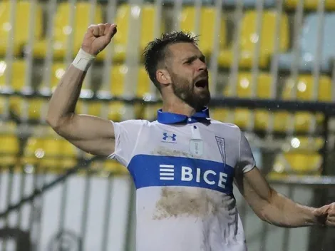 Kagelmacher feliz con el cariño que le entrega el hincha cruzado