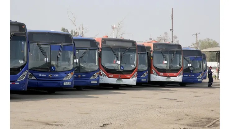 Conoce el funcionamiento del transporte público durante el Plebiscito de Salida.