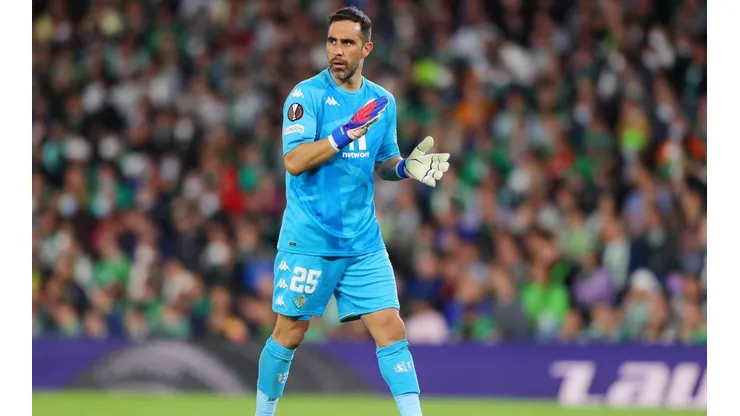 Claudio Bravo será inscrito en el Real Betis
