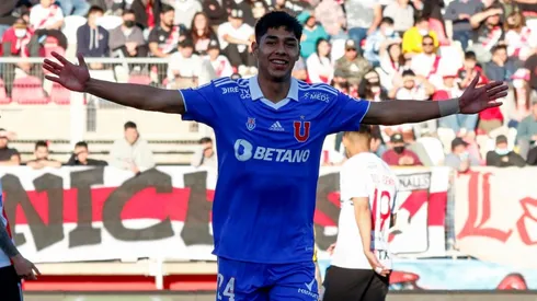 ¿La joya azul parte a Inglaterra?