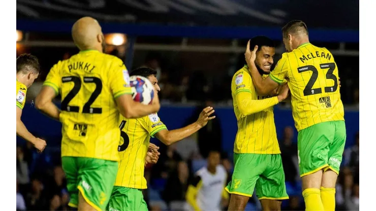 Marcelino Núñez fue titular en el triunfo del Norwich City