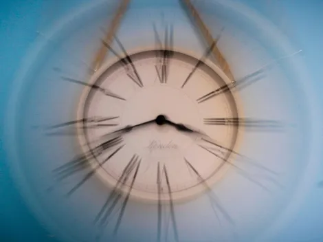 ¿Cuándo se debe cambiar la hora?