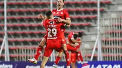 Vilches se va de tarro y se sincera con que pudo ser falta el primer gol de Calera.