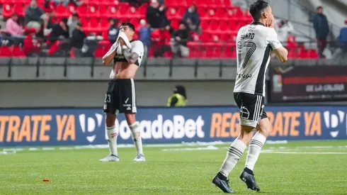 Colo Colo puede recibir una sanción por incumplir una base del reglamento.