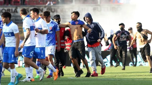 La U arriesga duros castigos tras incidentes en el Clásico Universitario.