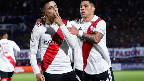 Familia de Solari vuelta loca por el Pibe y agradecer ser hinchas de River.