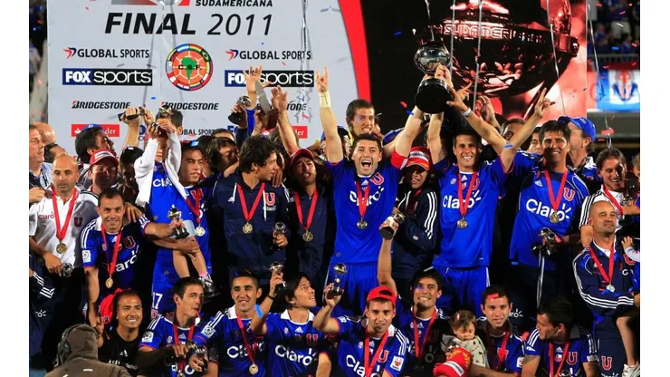 Campeón continental con la U aconsejó a Diego López en duro momento azul.