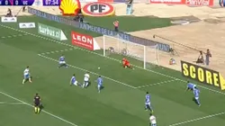 Los Cruzados pusieron el 1-0 ante los azules con gol de Pinares