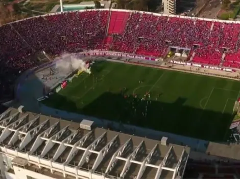 Hinchas de la U invaden la cancha del Nacional tras la derrota en el Clásico