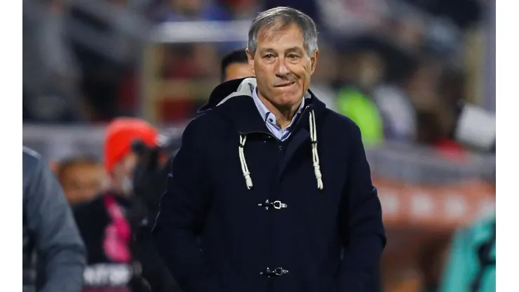 El técnico de la UC está afinando los últimos detalles para el duelo con la U