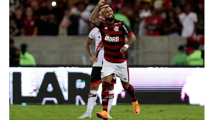 Arturo Vidal está diez puntos para ser titular en el mediocampo del Flamengo para ir en búsqueda del Brasileirao