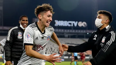 Luciano Arriagada contó la firme sobre el adiós a Colo Colo y también su relación con Gustavo Quinteros.