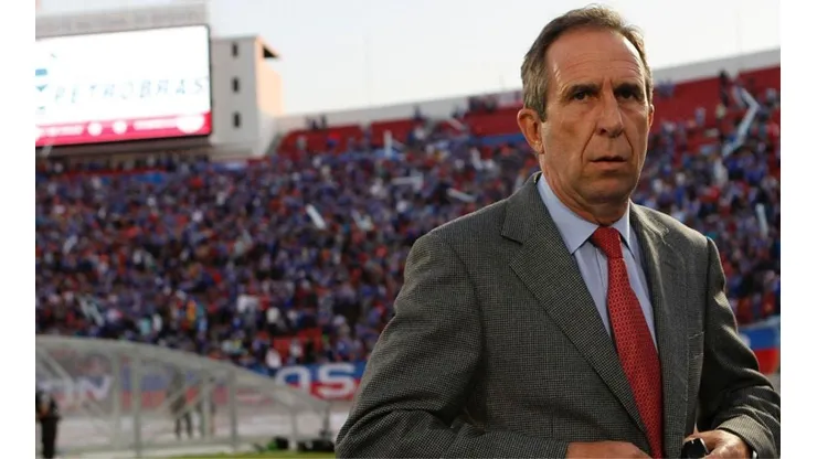 Gerardo Pelusso aconseja a Gustavo Álvarez.