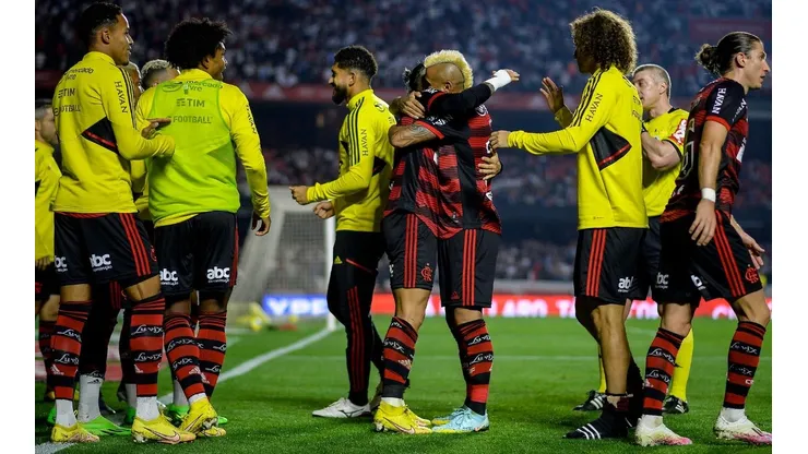Flamengo da el gran golpe para avanzar a la final