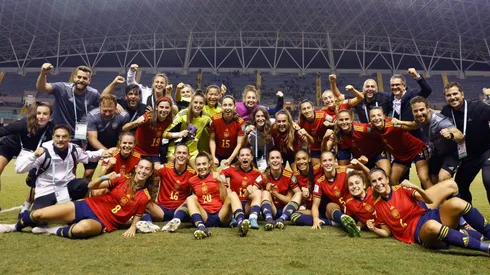 España viene de eliminar a México