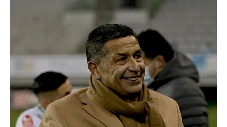 El ex jugador de la UC cree que el clásico chileno es entre la universidades