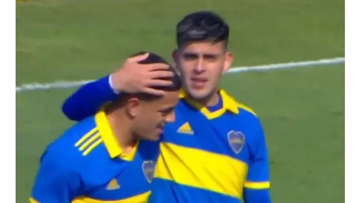 Ex jugador de Universidad de Chile ahora la rompe en Argentina y jugó en la primera de Boca Juniors y horas después anota un golazo en la reserva del xeneize