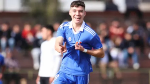 Mamá de Agustín Arce se come las uñas a minutos del debut de su hijo como titular en Universidad de Chile