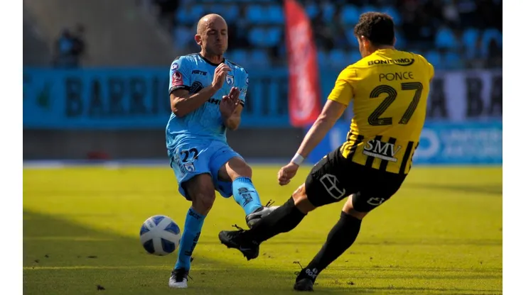 Gustavo Lorenzetti fue uno de los valores destacados de Deportes Iquique ante Fernández Vial, que sigue coqueteando con el descenso a la Segunda División