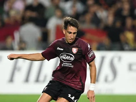 Diego Valencia tiene maravillado a su entrenador en Salernitana