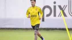 Pulgar es convocado y podría debutar en Flamengo en partidazo con Palmeiras.