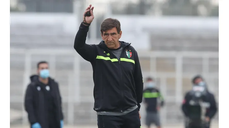 Palestino llama a la calma con la presentación de Costas en Bolivia.