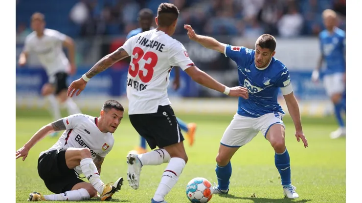 Charles Aránguiz fue el autor del gol contra el Augsburgo