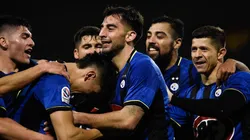 Sánchez Sotelo celebrando junto a sus compañeros.