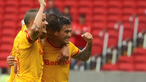 D'Alessandro y Aránguiz compartieron camarín en el Internacional.