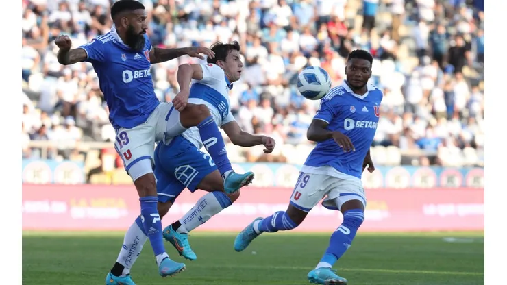 Universidad Católica no rinde de buena forma fuera de casa y es una pesadilla para el club de Ariel Holan salir de San Carlos. Ahora, tendrá que apostar por romper el maleficio ante la U en el Nacional