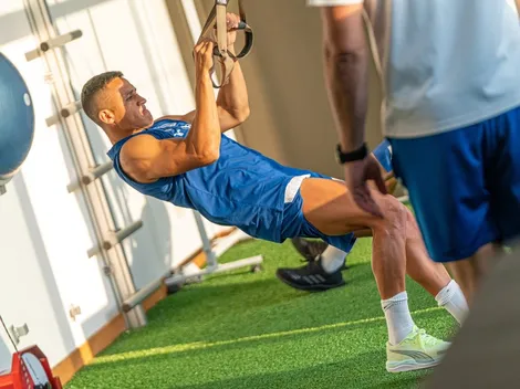 Alexis Sánchez va a la pelea con el Olympique de Marsella