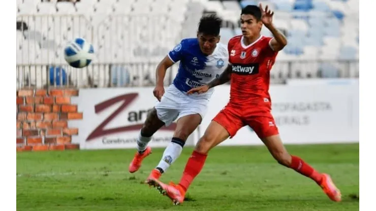 Universidad de Chile con tiritón de pera: Si Deportes Antofagasta vence a Unión La Calera, la U quedará a un punto del descenso en el Campeonato Nacional