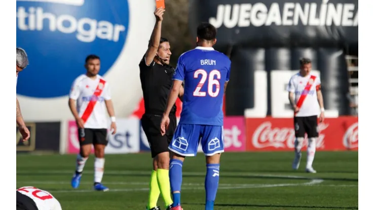 Cuestionada tarjeta a Álvaro Brun deja a Universidad de Chile con diez tarjetas rojas siendo el equipo con más expulsados en el Campeonato Nacional