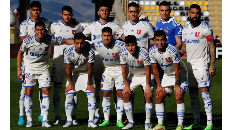 Diego López por primera vez repetiría formación en Universidad de Chile para duelo ante Curico Unido