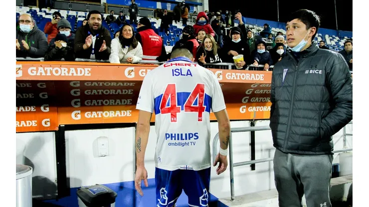 Mauricio Isla se le salió la cadena y encaró con todo el barrio a rival de O'Higgin