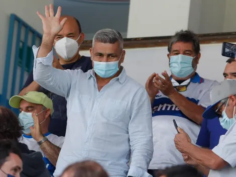 Beto Acosta llega al duelo de la UC y O'Higgins para despedir a San Carlos