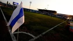 La prohibición que pesa en el fútbol chileno tiene a muchos estadios jugando con poca capacidad.