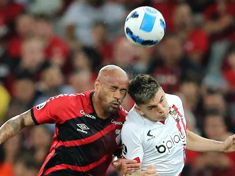 ¿A qué hora juega Estudiantes vs Paranaense por Copa Libertadores?