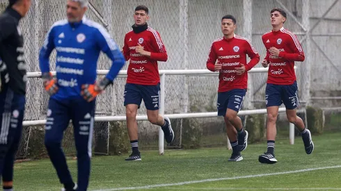 Vicente Concha -izq- fue el único jugador de la Primera B que nominó Eduardo Berizzo para el microciclo de la Selección Chilena