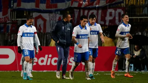 Holan descarga toda su rabia del empate de la UC con Saavedra.